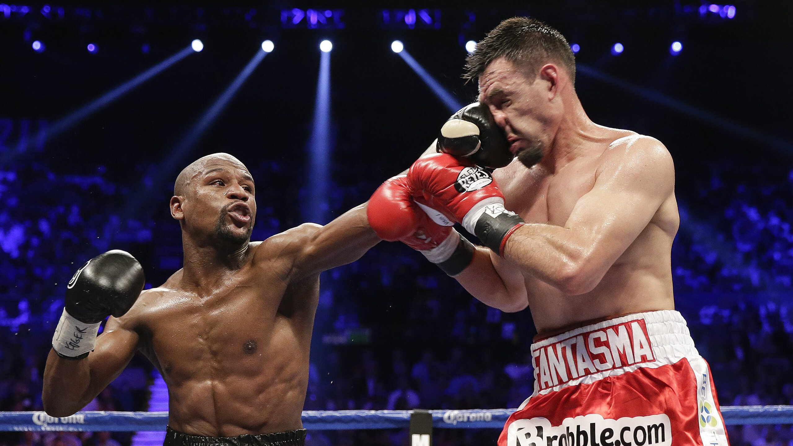 球场魔术：那些令人眼花缭乱的篮球奇迹，球场魔术师是谁