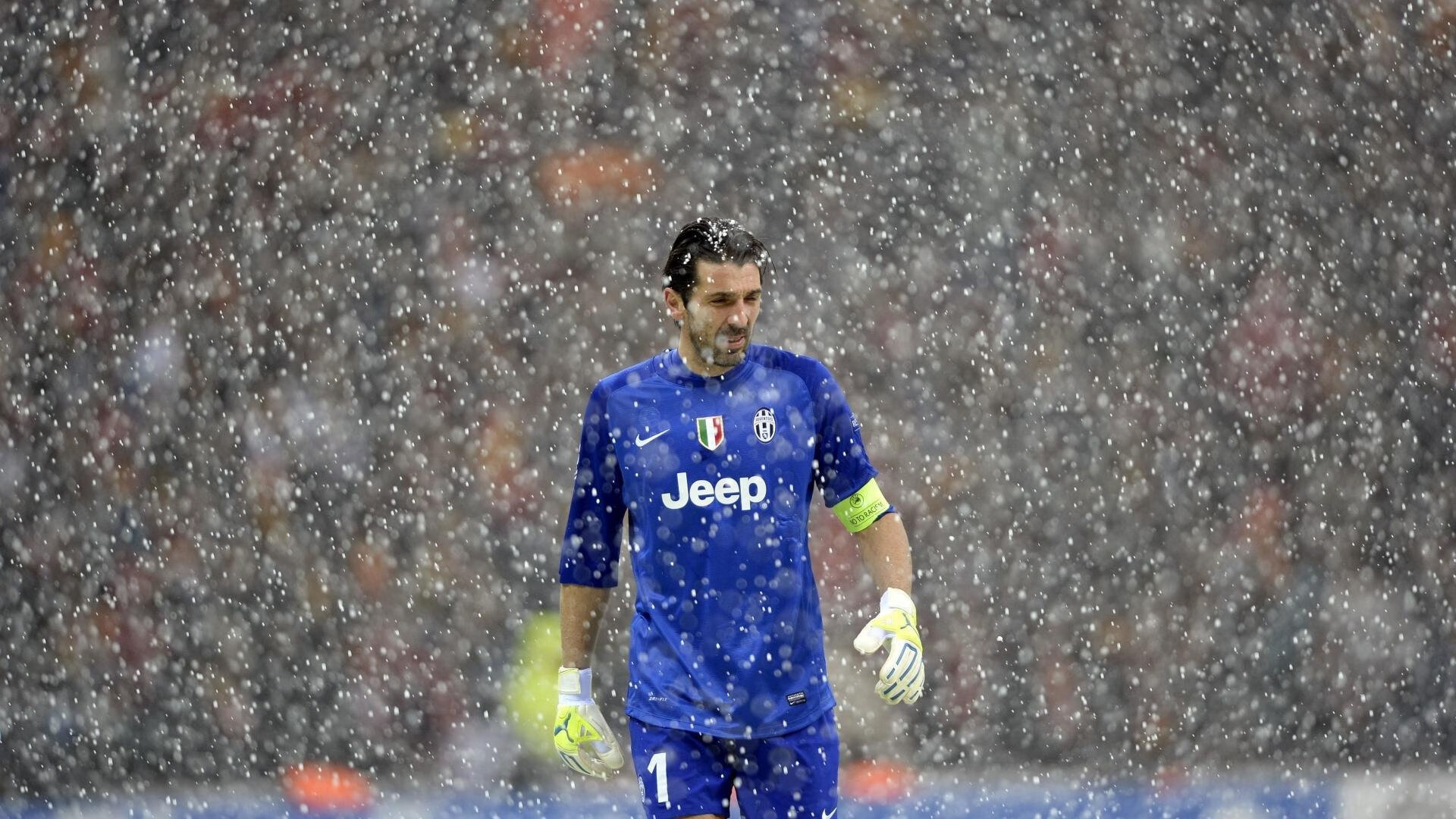 科技助力无人机竞速，未来运动新趋势，无人机 未来