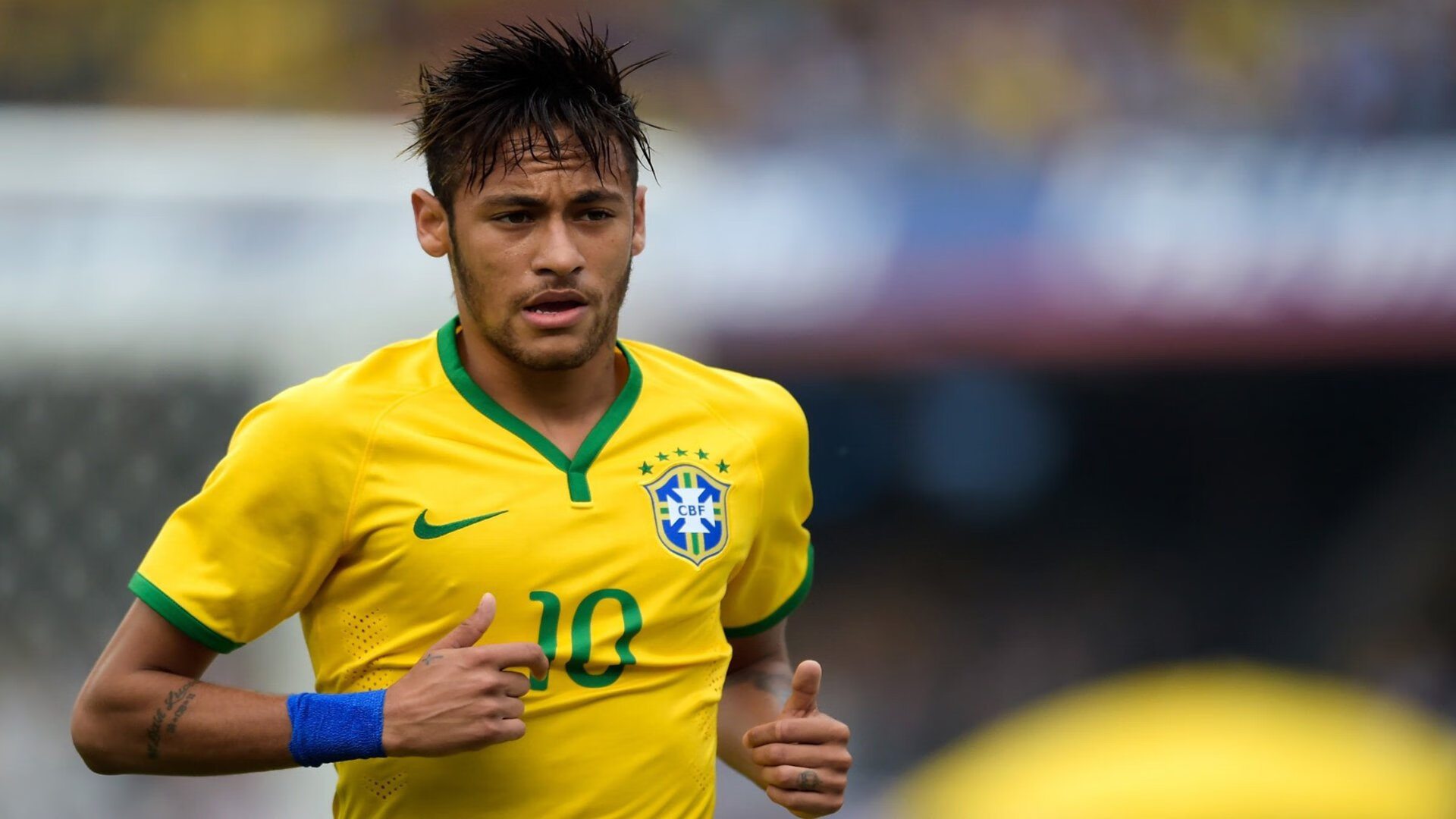 西班牙与沙特阿拉伯在AlUla签署战略合作协议，共同推动马术运动发展。